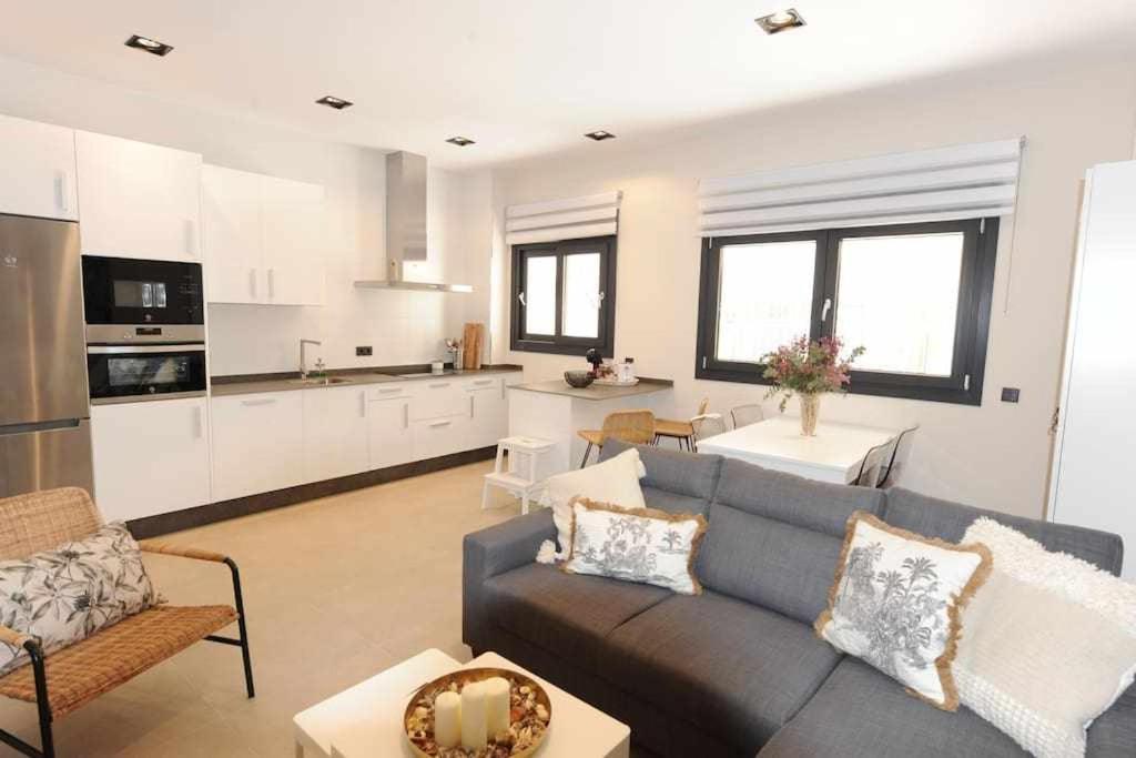 Apartamento Estupendo piso en la playa victoria Cádiz Exterior foto
