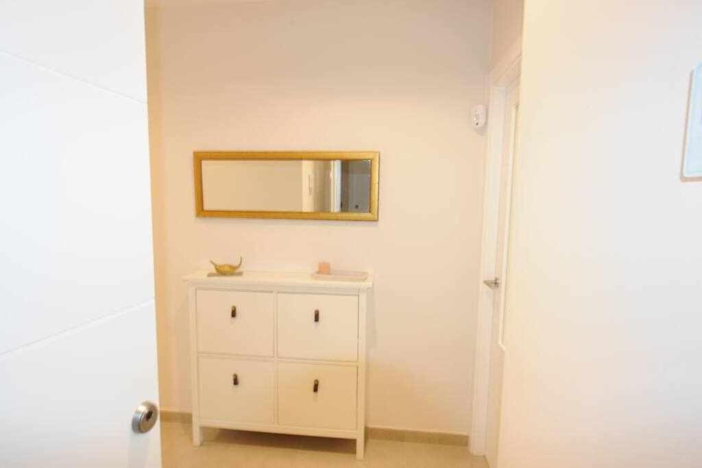 Apartamento Estupendo piso en la playa victoria Cádiz Exterior foto