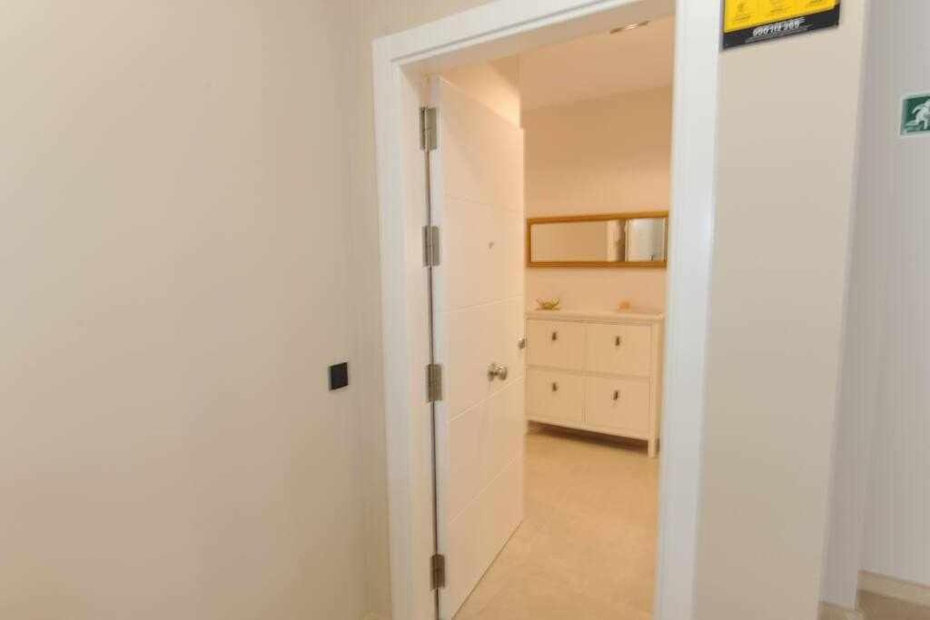 Apartamento Estupendo piso en la playa victoria Cádiz Exterior foto