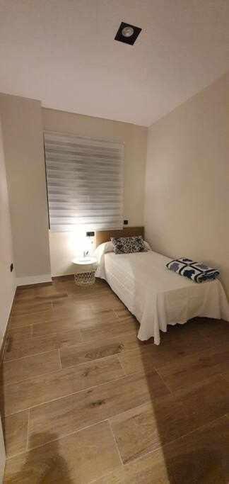 Apartamento Estupendo piso en la playa victoria Cádiz Exterior foto